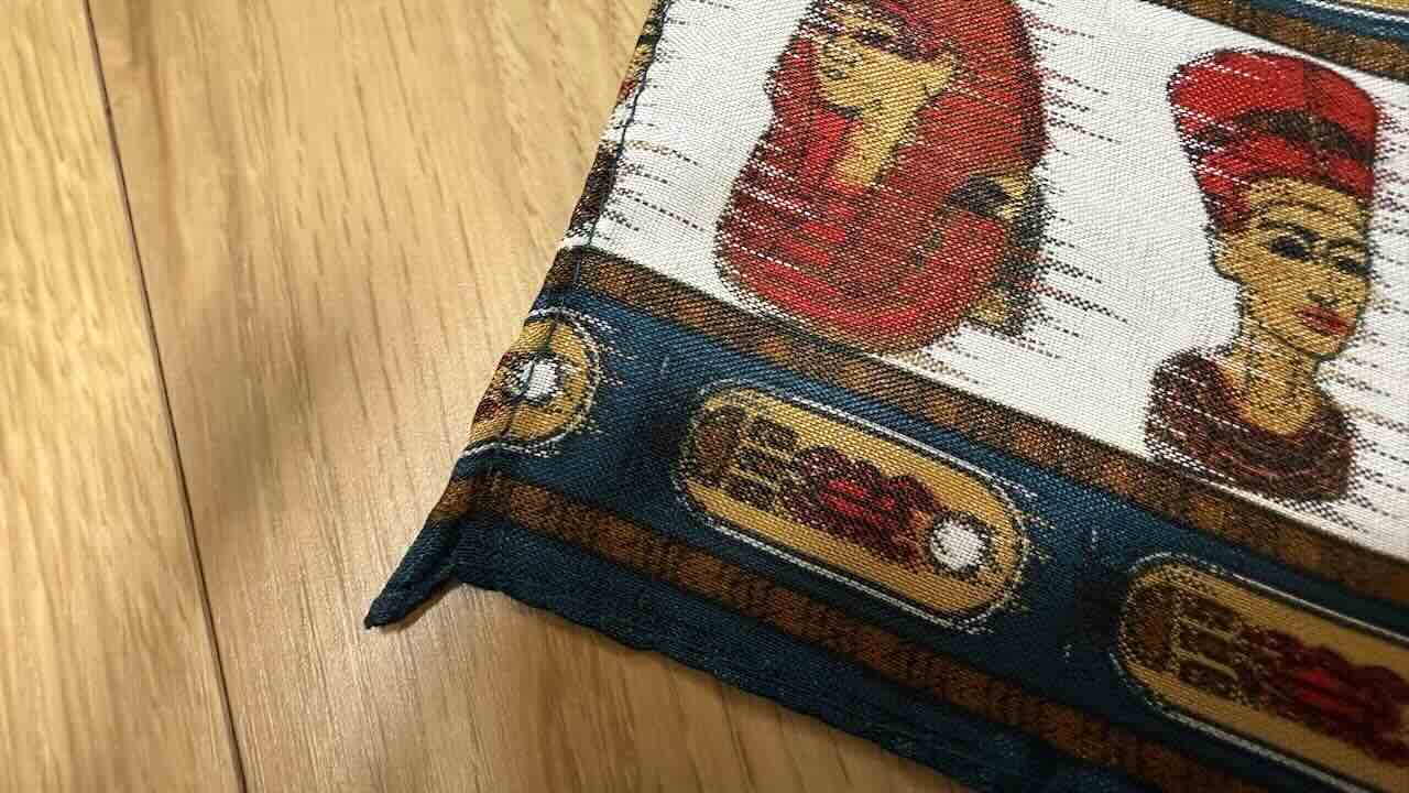 エジプト お土産 スカーフ 縫製の荒さ プリントずれ 注意点