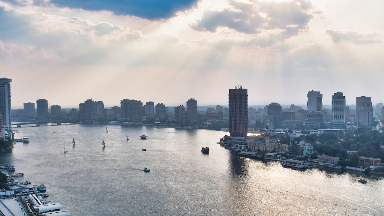 ホテルの部屋から見たナイル川の風景